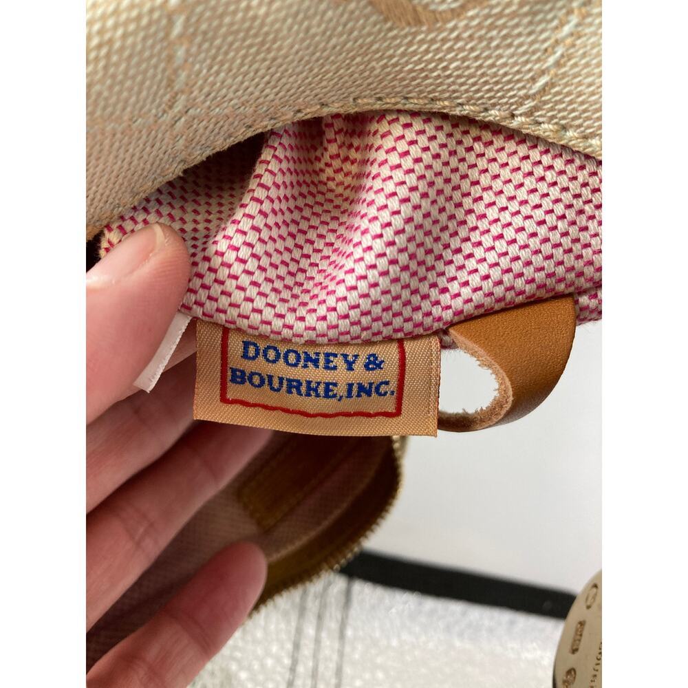DOONEY & BOURKE, SMALL TAN BROWN CANVAS SIGNATURE HOBO BAG - Picture 10 of 15